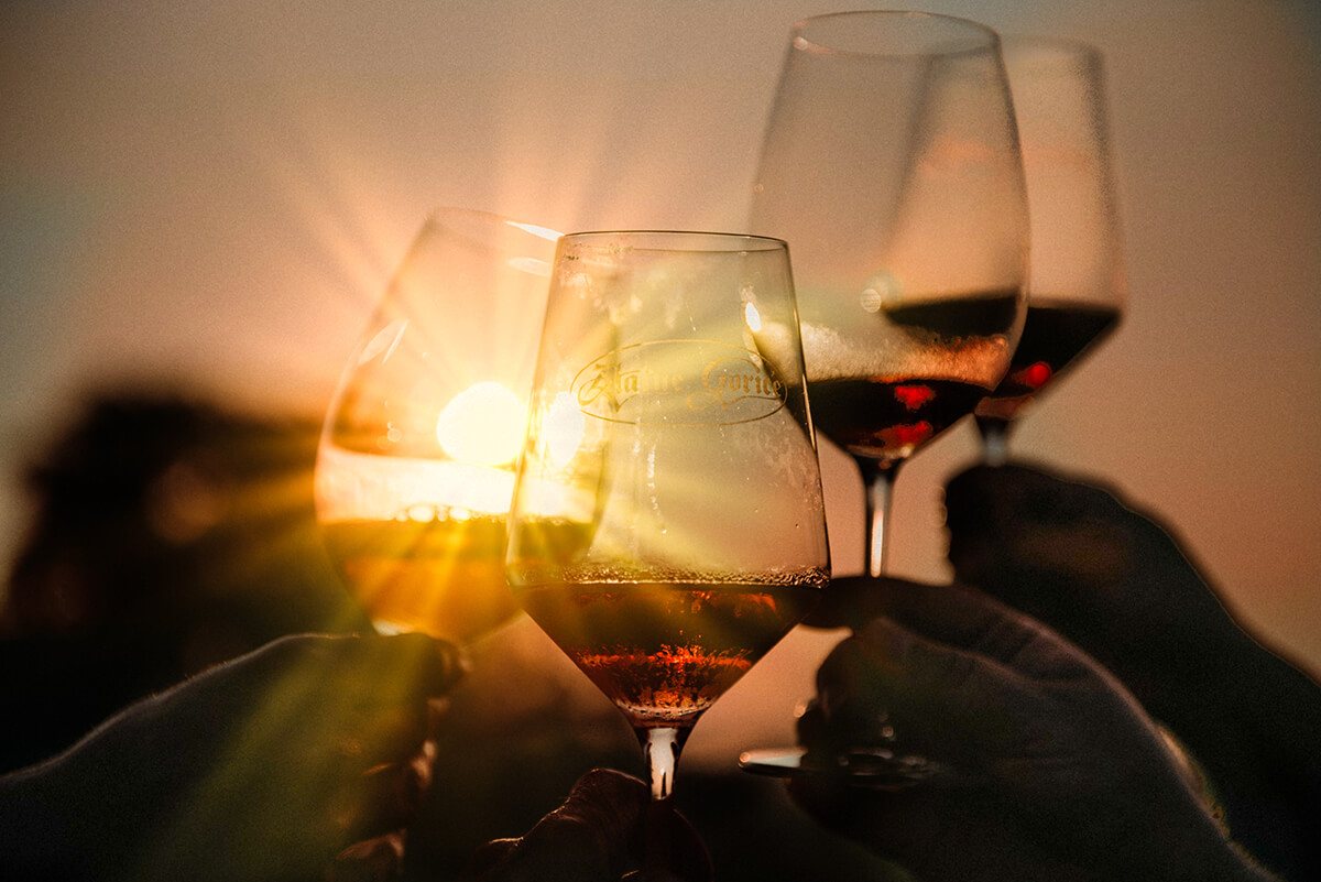Sunset wine & music night 3