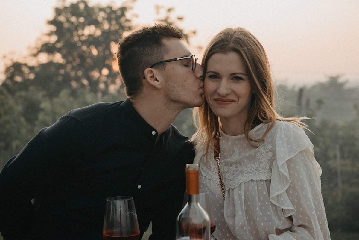 Sunset wine & music night 9